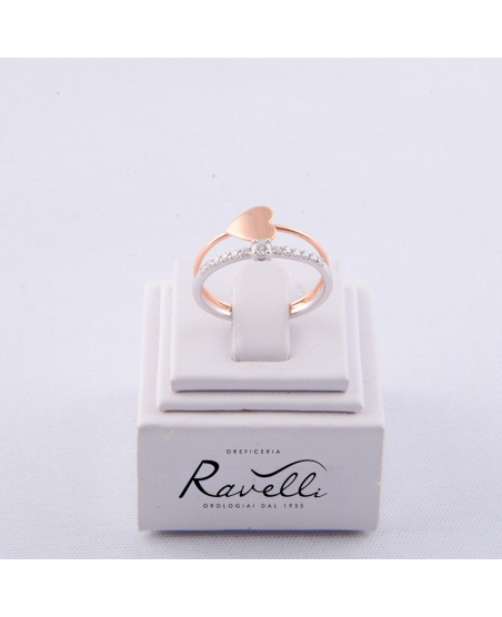 Selezione Ravelli | Anello Cuore in oro 18kt e diamanti