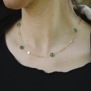 Girocollo in oro giallo 18 kt con inserti di quarzo citrino e agata verde.