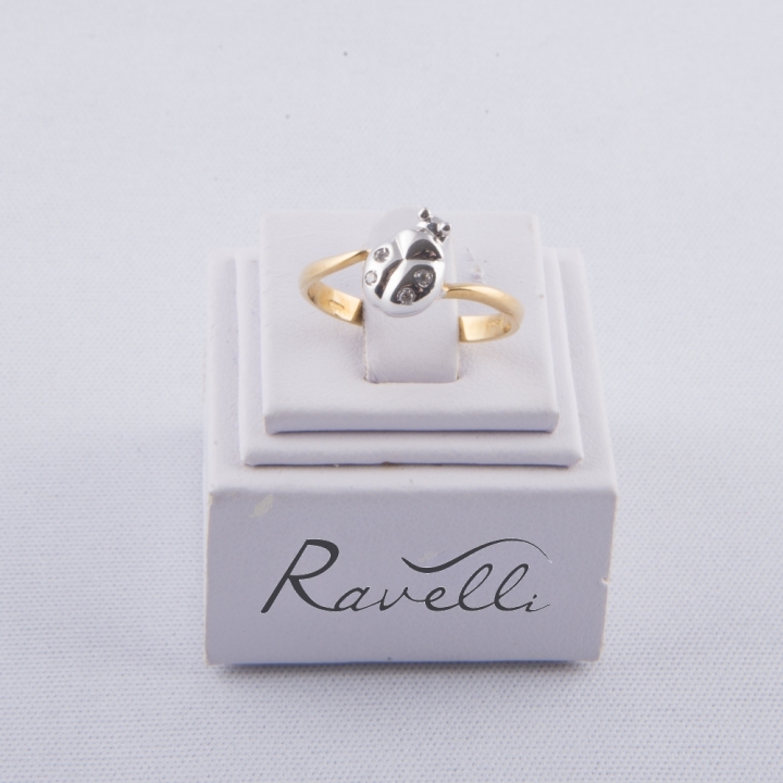 Selezione Ravelli | Anello coccinella in oro 18 kt e duraliti