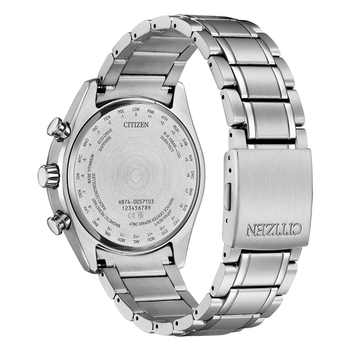 Orologio radiocontrollato in Super titanio Suki Yomi Monnphase di Citizen.