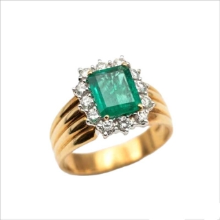 Selezione Ravelli | Anello in oro giallo, smeraldo e diamanti
